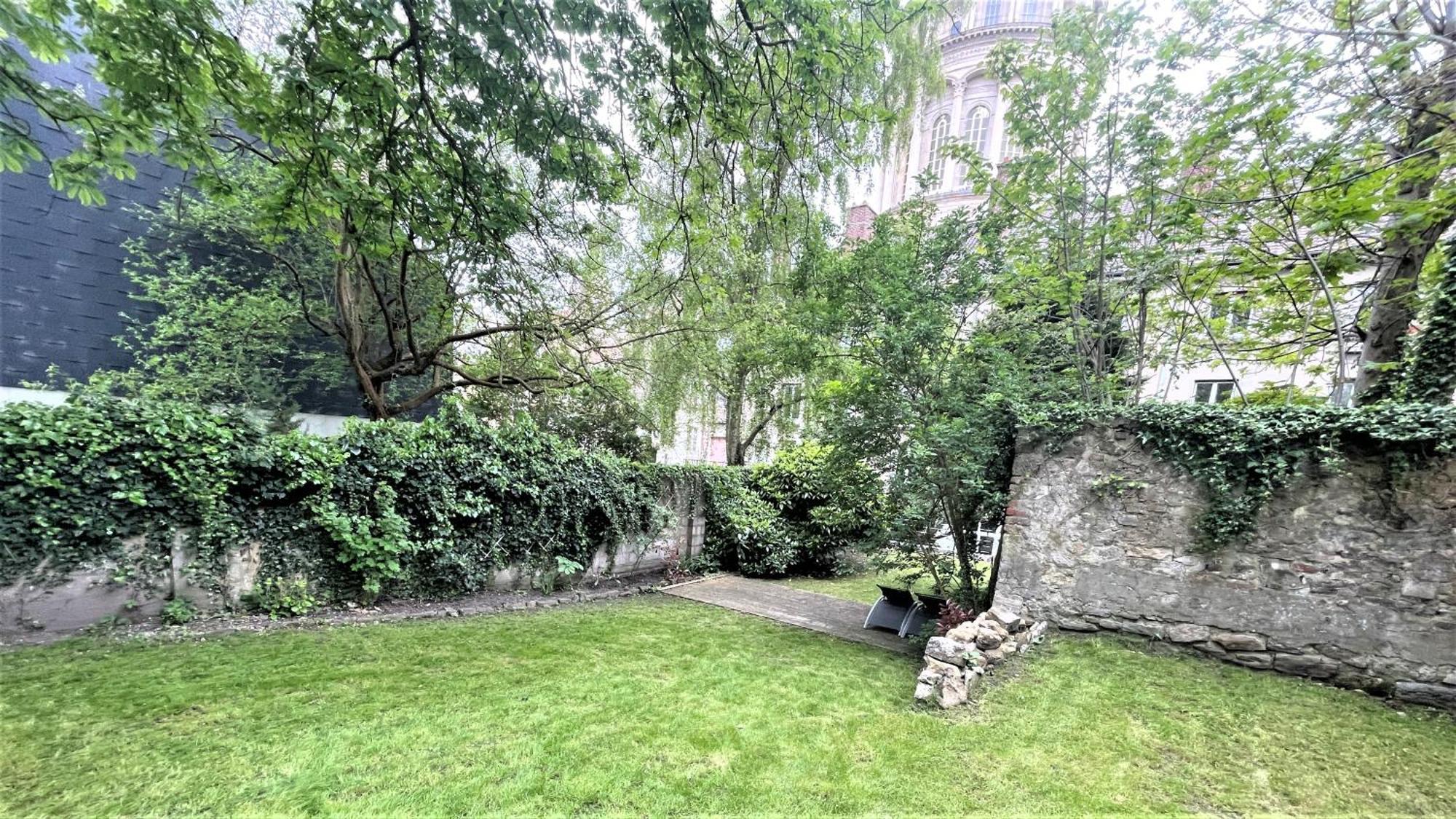 Au Jardin De La Basilique Lejlighed Boulogne-sur-Mer Eksteriør billede